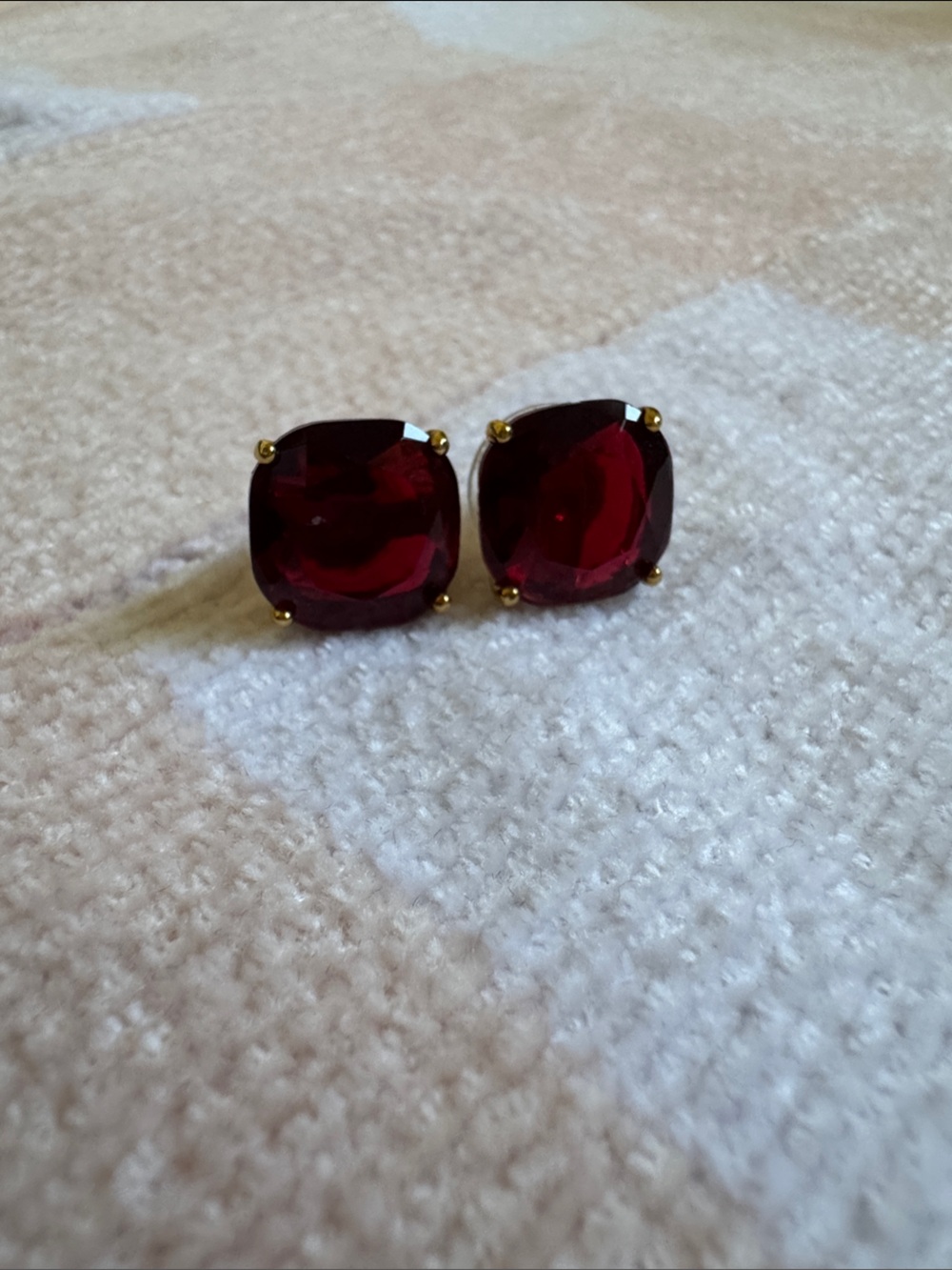 Gold-Setting Deep Red Cushion Stud Earrings